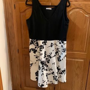 Guberry Floral Dress with Pockets XXL EUC